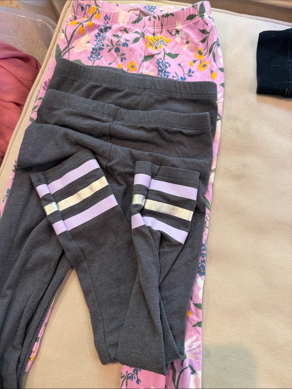 Old Navy Pink Floral & Charcoal Leggings Set